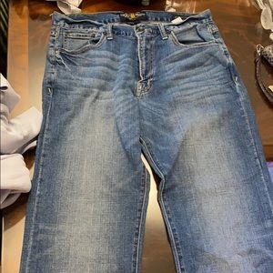 LUCKY BRAND JEANS
